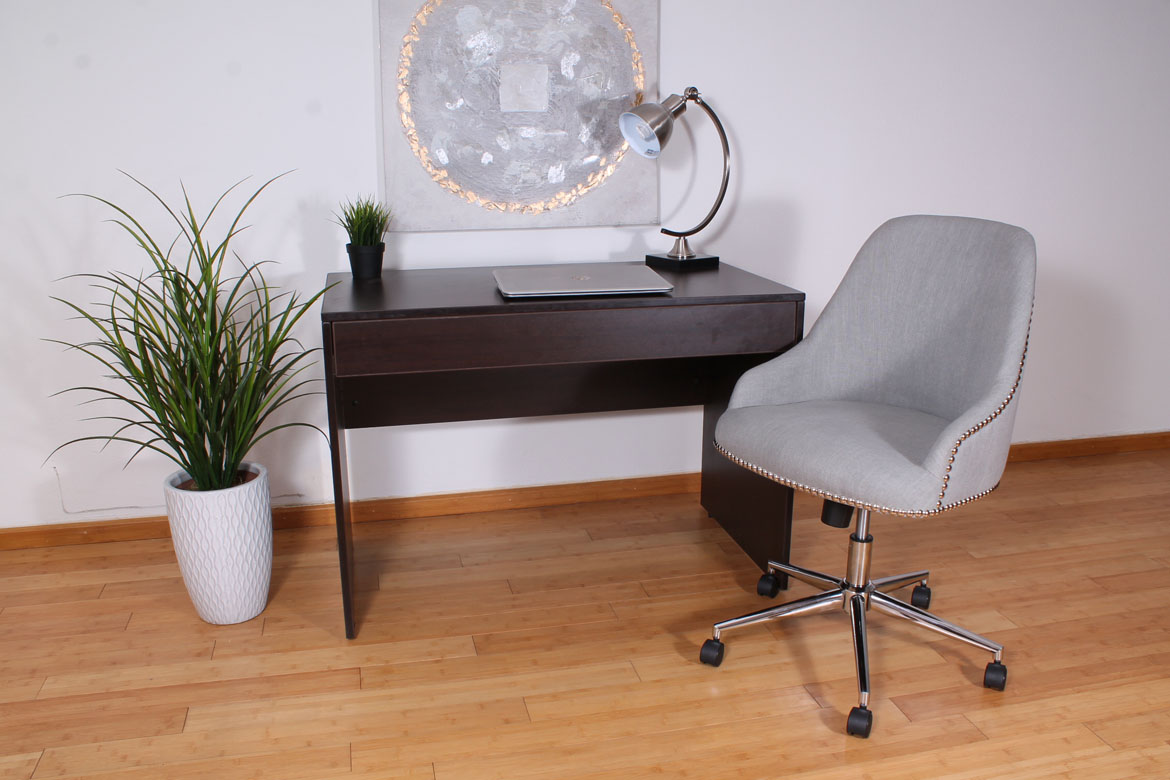 Boss Office Carnegie Desk Chair in Gray 